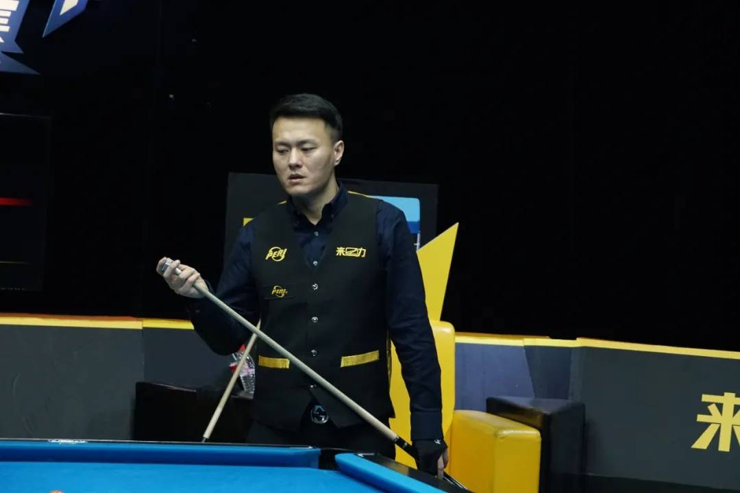 临场调整的 临场调整的